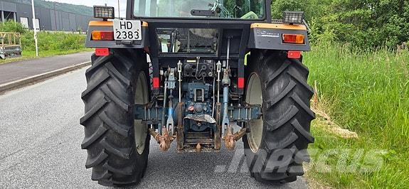 Kubota M 7950 DT Traktory