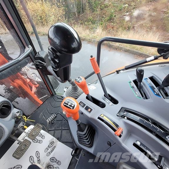 Kubota M5111 Traktorer