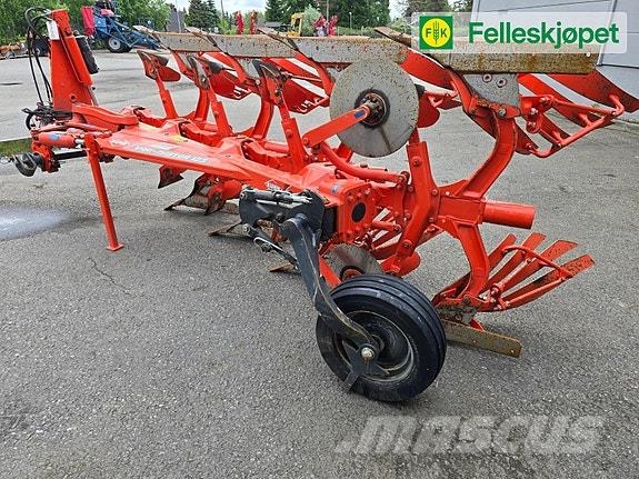 Kuhn Vari-master 123 Reversible ploughs