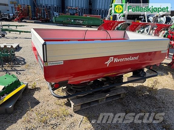 Kverneland Cl معدات توزيع السماد العضوي