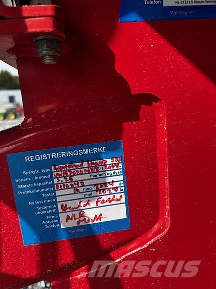 Kverneland Ikarus S28 Önjáró trágyaszórók