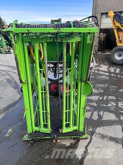  KVK 800-1 ماكينات وملحقات مواش أخرى