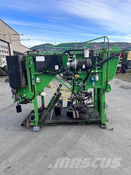  KVK 800-1 ماكينات وملحقات مواش أخرى