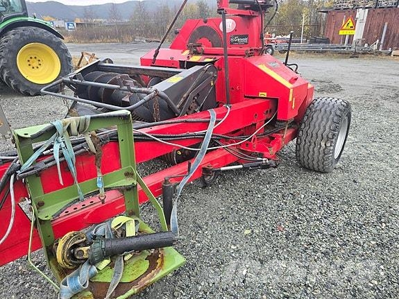 Lely Storm 130 P Stroji za krmo na lastni pogon