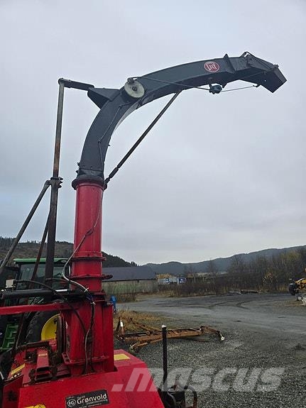 Lely Storm 130 P Stroji za krmo na lastni pogon