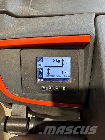 Linde 1,4T Stabler med plattform Bouw - Overige