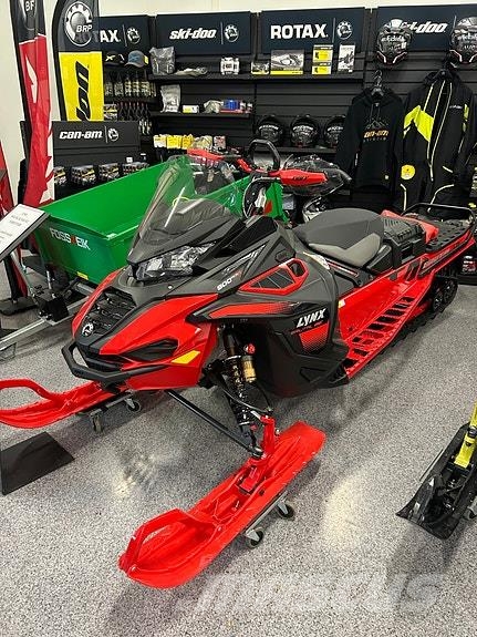 Lynx BRUTAL RE 900 ACE TURBO R SZSL Snowmobiles