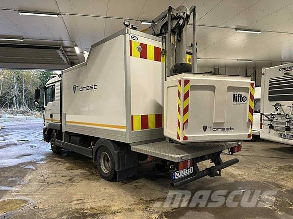 MAN TGL 8.220 7,5t C1 med LIFTCO personløfter og arbei Drugi tovornjaki