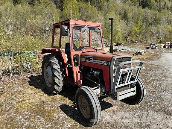 Massey Ferguson 235 Traktörler