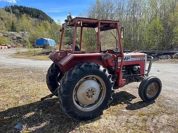 Massey Ferguson 235 Traktörler