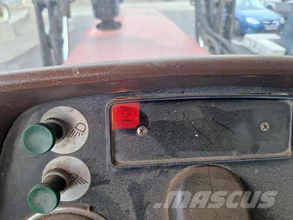 Massey Ferguson 2640 拖拉机/农用车