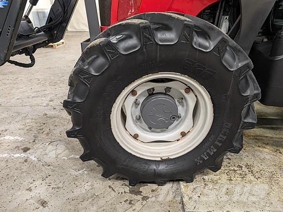 Massey Ferguson 3630 Xtra Tractoare