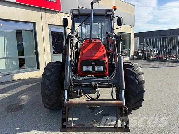 Massey Ferguson 4235 Traktorid