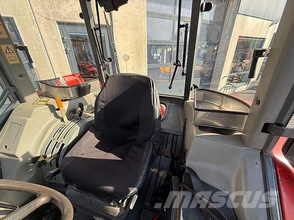 Massey Ferguson 4235 Traktorid