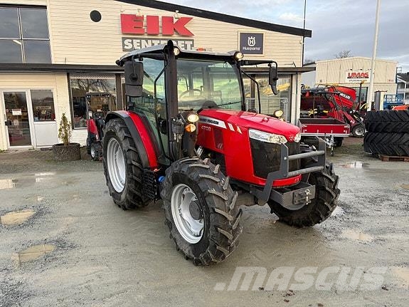 Massey Ferguson 4708 トラクター