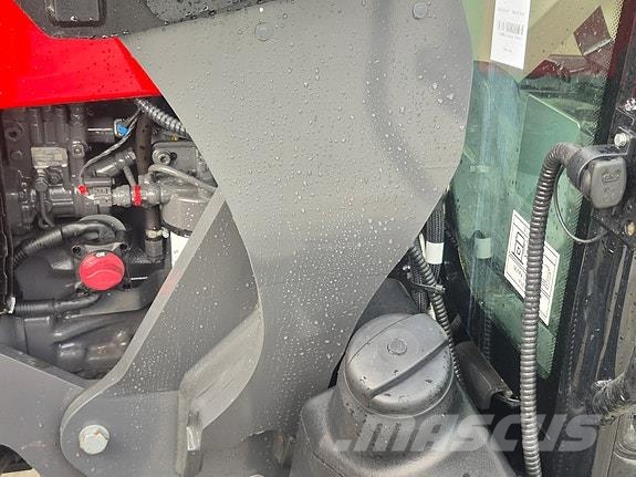 Massey Ferguson 4708 M Dyna 2 Трактори