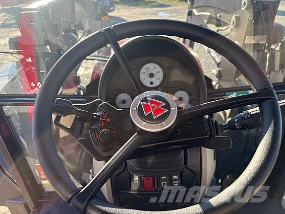 Massey Ferguson 4710 Traktorer