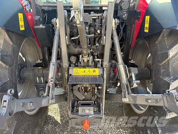 Massey Ferguson 4710 Traktorer