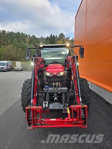 Massey Ferguson 4710M Traktörler
