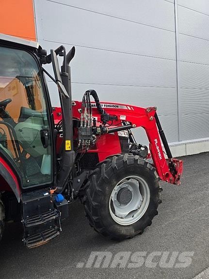 Massey Ferguson 4710M Traktörler