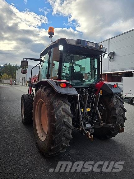 Massey Ferguson 4710M Traktörler