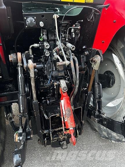 Massey Ferguson 5455 Dyna-4 الجرارات