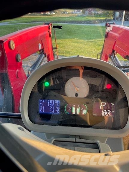 Massey Ferguson 5613 Traktori