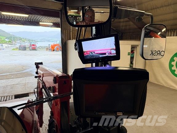 Massey Ferguson 5613 Dyna 6 الجرارات