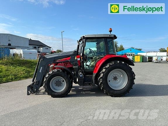 Massey Ferguson 5613 Dyna-4 med Ålø laster Traktoren