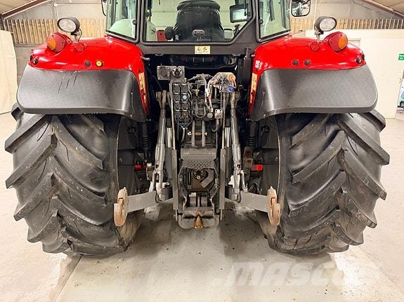 Massey Ferguson 5613 Dyna 6 الجرارات