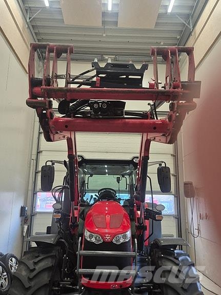 Massey Ferguson 5711 Traktorer