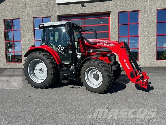 Massey Ferguson 5712S Traktorer