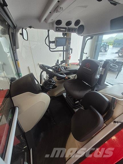 Massey Ferguson 5m.125 トラクター