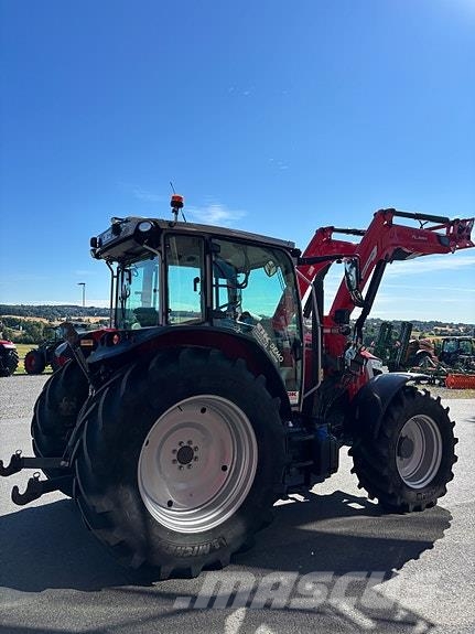 Massey Ferguson 5M.145 Traktorid