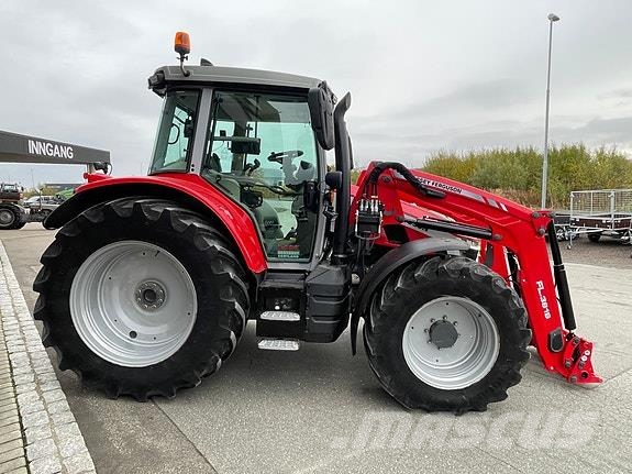 Massey Ferguson 5S.135 Dyna 4 Exclusive Tratores Agrícolas usados