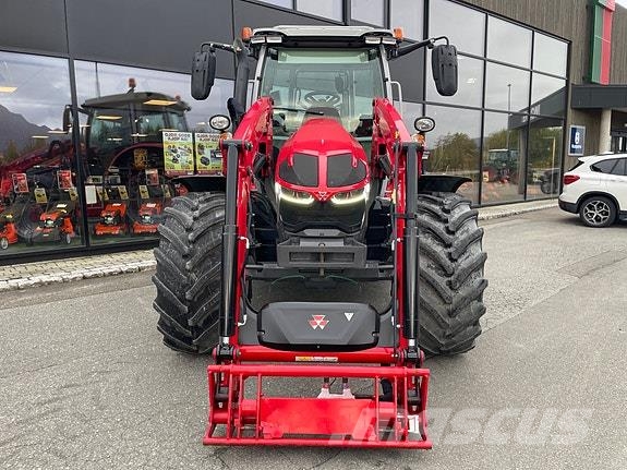 Massey Ferguson 5S.135 Dyna 4 Exclusive Tratores Agrícolas usados
