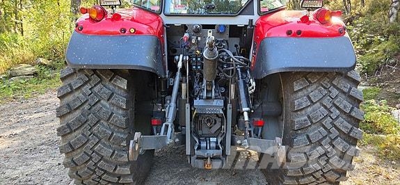 Massey Ferguson 5S.145 Dyna 6 Traktorer