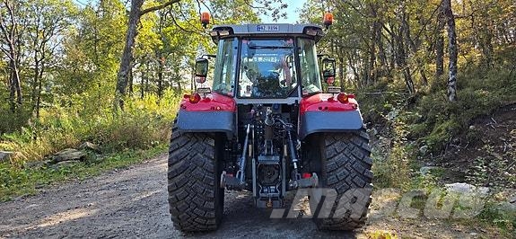 Massey Ferguson 5S.145 Dyna 6 Traktorer