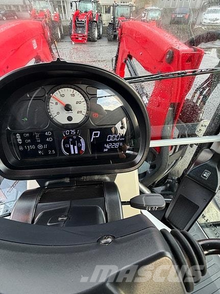 Massey Ferguson 5S.145D4 Tractoren
