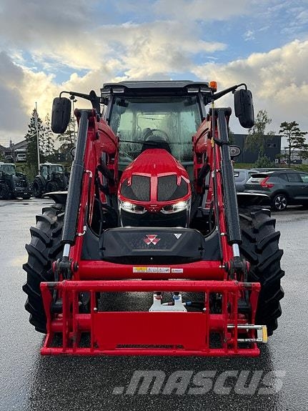 Massey Ferguson 5S.145D4 Tractoren