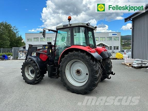 Massey Ferguson 6460 Dyna-6 med laster Трактори