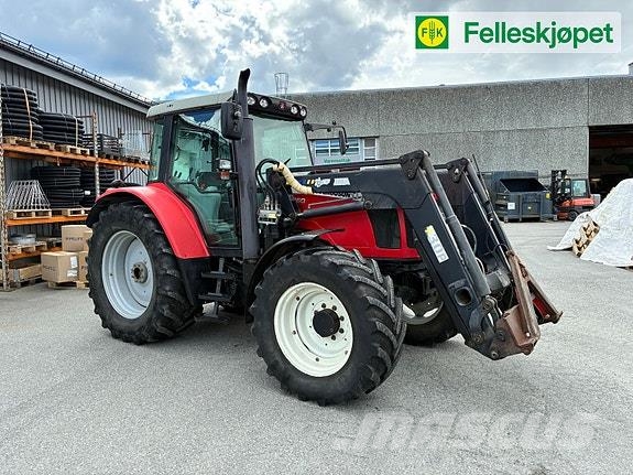 Massey Ferguson 6460 Dyna-6 med laster Трактори