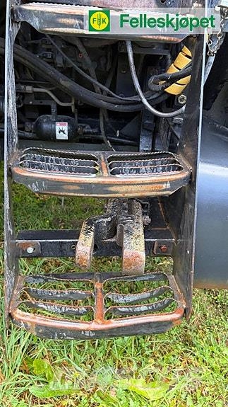 Massey Ferguson 6465 Traktori