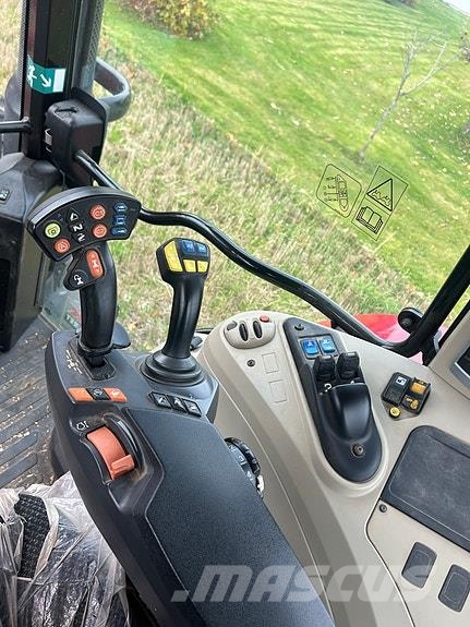 Massey Ferguson 6718 S Traktorer