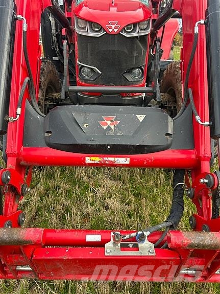 Massey Ferguson 6718 S Traktorer