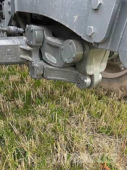Massey Ferguson 6718 S Traktorer