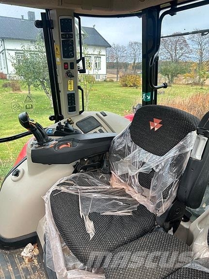 Massey Ferguson 6718 S Traktorer