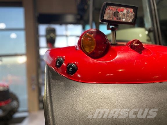 Massey Ferguson 6S.165 Dyna VT Exclusive الجرارات