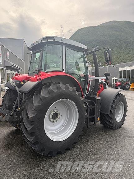 Massey Ferguson 6S.180 DVT トラクター