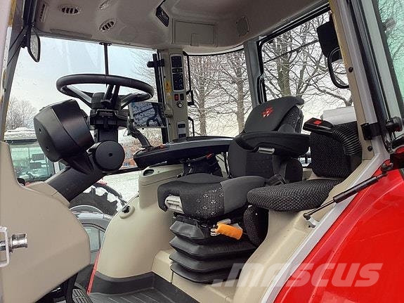 Massey Ferguson 6S.180 Dyna-VT Exclusive Tractoare